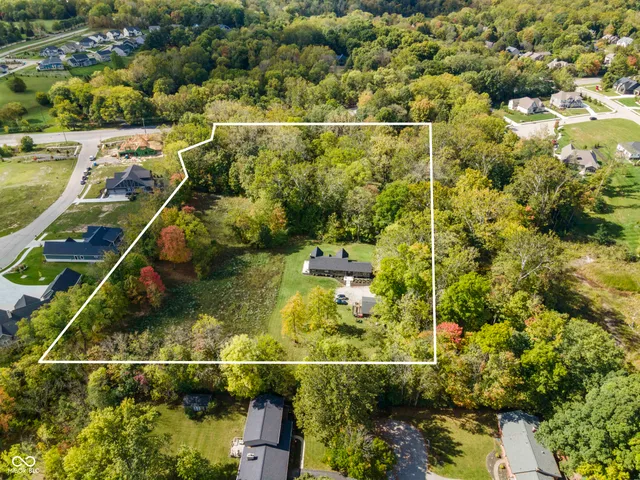 $1,299,999 | 5255 Highway 421, Zionsville, IN 46077