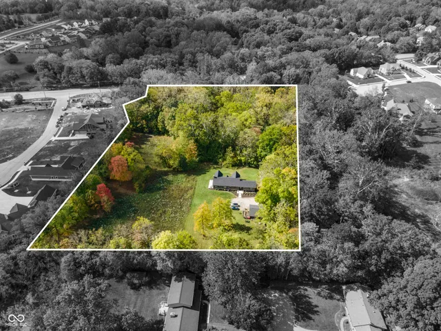 $1,299,999 | 5255 Highway 421, Zionsville, IN 46077