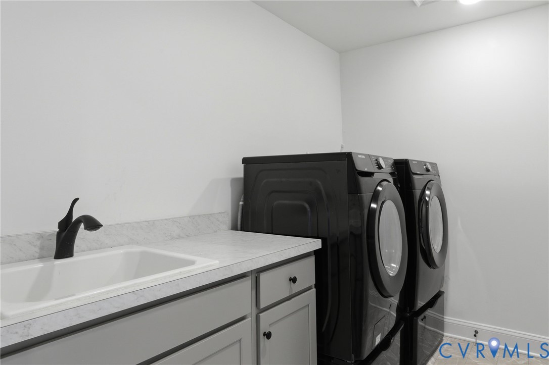 3088 Reed Marsh Drive Goochland, VA 23063 - Photo 39 of 44 2nd floor laundry room