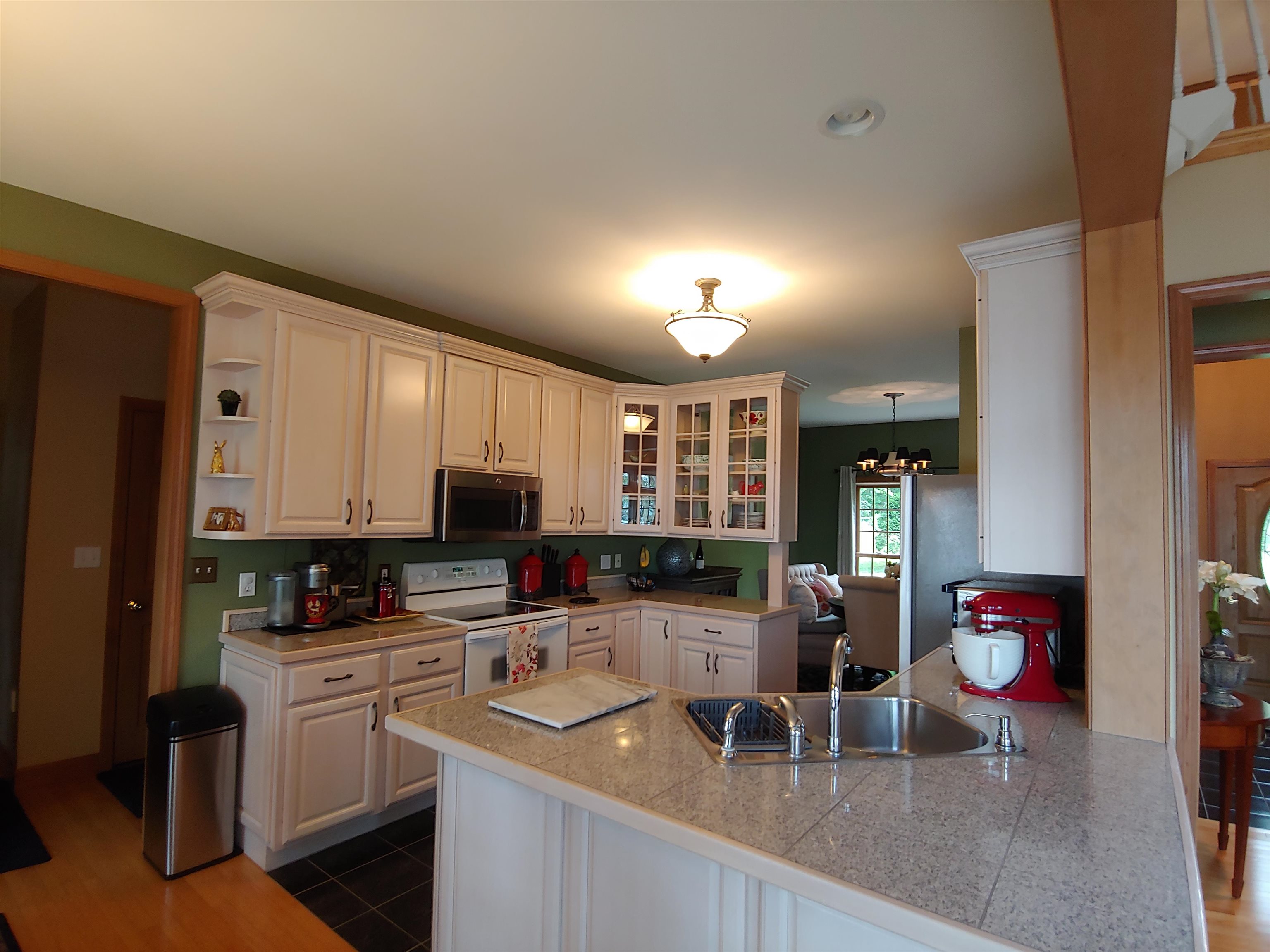 5 Rockingham Road Wolfeboro, NH 03894 - Photo 11 of 40