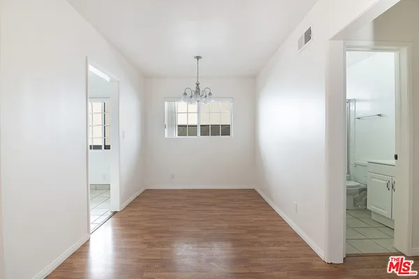 $3,200 | 1937 South Bedford Street, Unit 4, Los Angeles, CA 90034