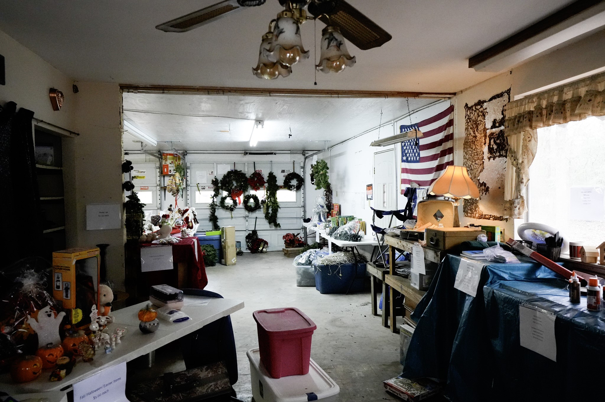 4731 Krischke Road Schulenburg, TX 78956 - Photo 12 of 40 a room with gym equipment and a window