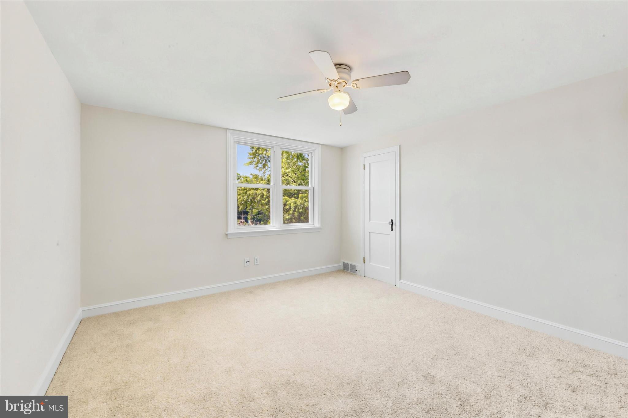 1129 Stratford Road Glenolden, PA 19036 - Photo 11 of 25 Primary Bedroom 2nd Floor