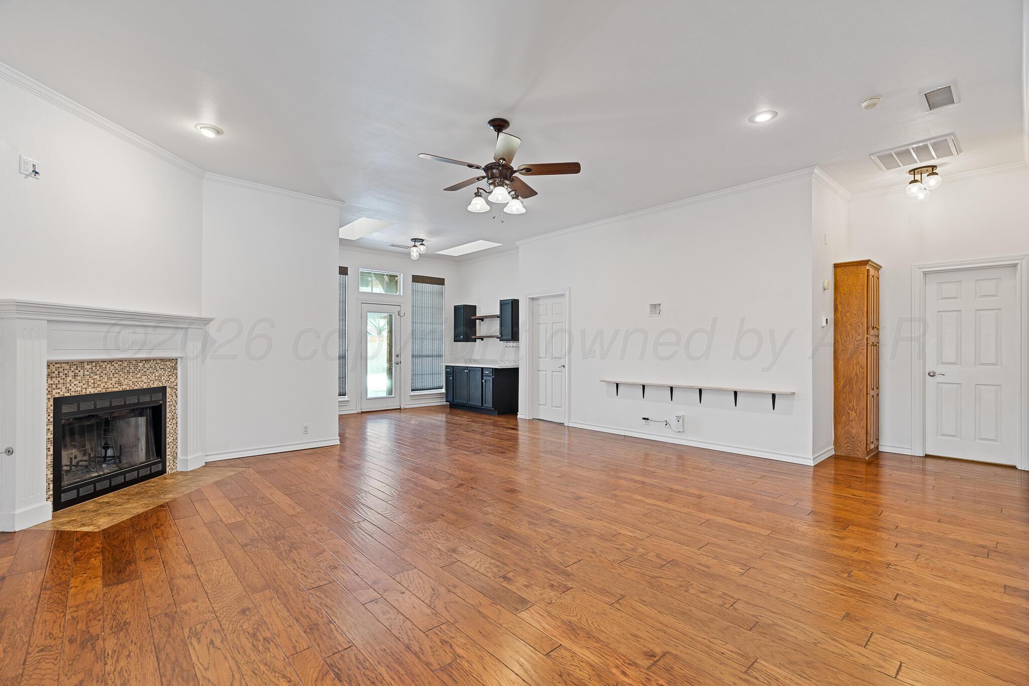 5807 Nicholas Circle Amarillo, TX 79109 - Photo 2 of 29 5807 Nicholas Circle-11