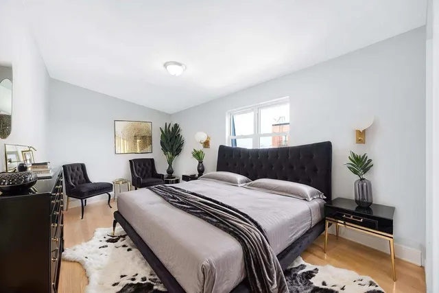 a view of empty room with window