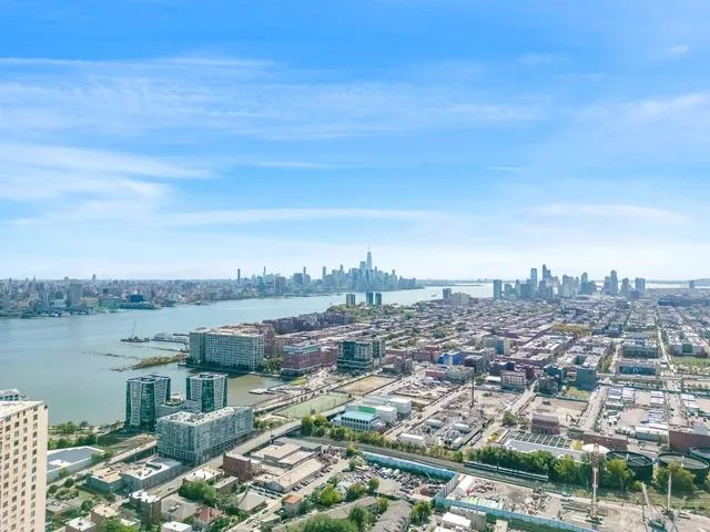 a picture of city view