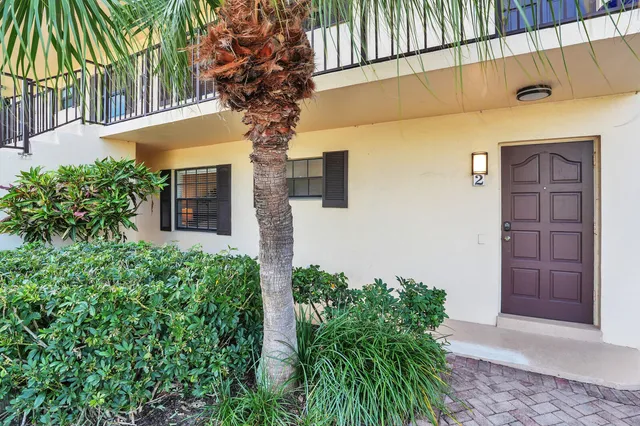 $4,000 | 300 Inlet Way, Unit 2, Palm Beach Shores, FL 33404