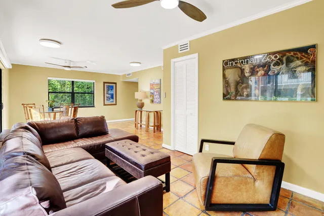 $4,000 | 300 Inlet Way, Unit 2, Palm Beach Shores, FL 33404