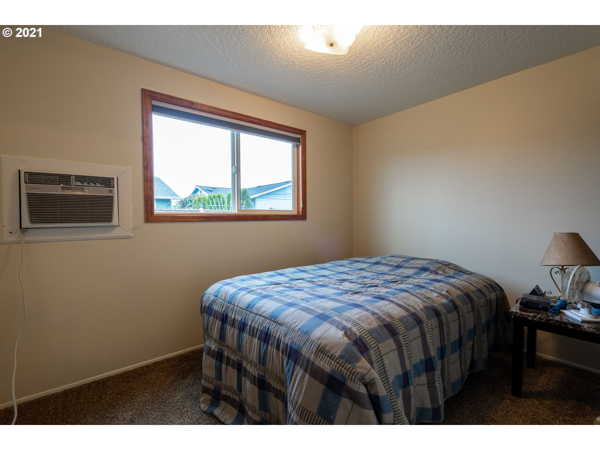 1885 Thompson Road Woodburn, OR 97071 - Photo 14 of 28 Gallery Image 14