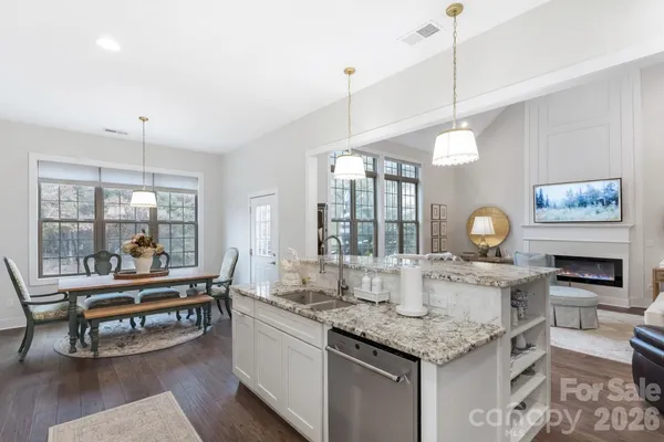 $809,900 | 3000 Applewood Point Lane, Belmont, NC 28012