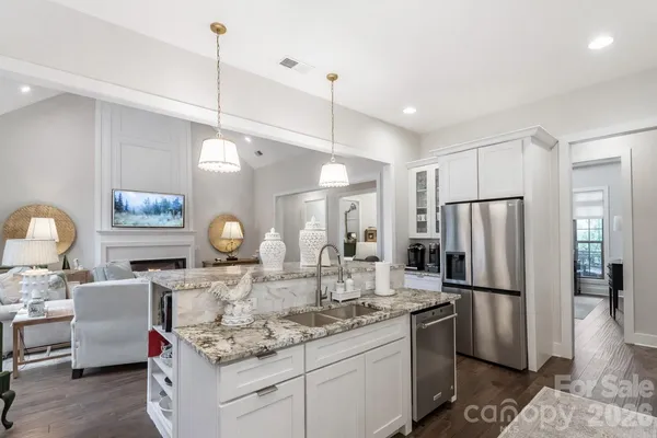 $809,900 | 3000 Applewood Point Lane, Belmont, NC 28012
