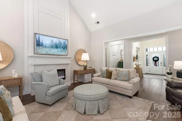 $809,900 | 3000 Applewood Point Lane, Belmont, NC 28012