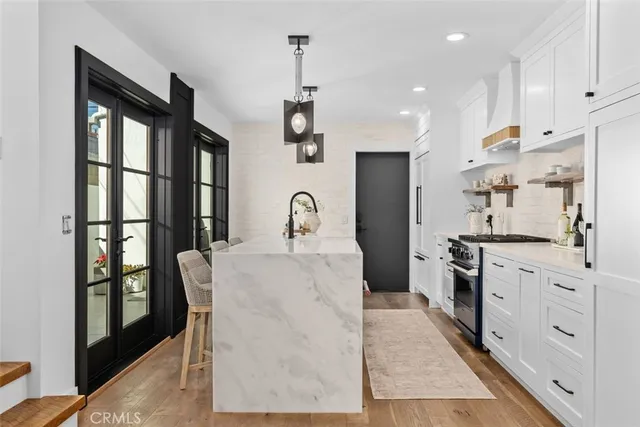 $2,960,000 | 509 8th Street, Huntington Beach, CA 92648