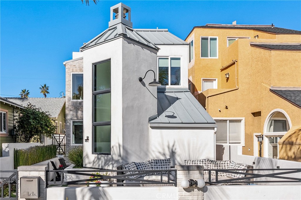 509 8th Street Huntington Beach, CA 92648 - Photo 3 of 51