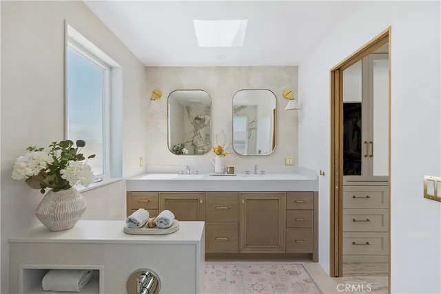 $2,960,000 | 509 8th Street, Huntington Beach, CA 92648