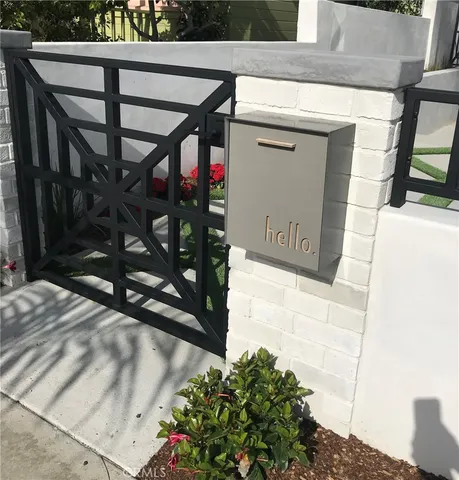 $2,960,000 | 509 8th Street, Huntington Beach, CA 92648