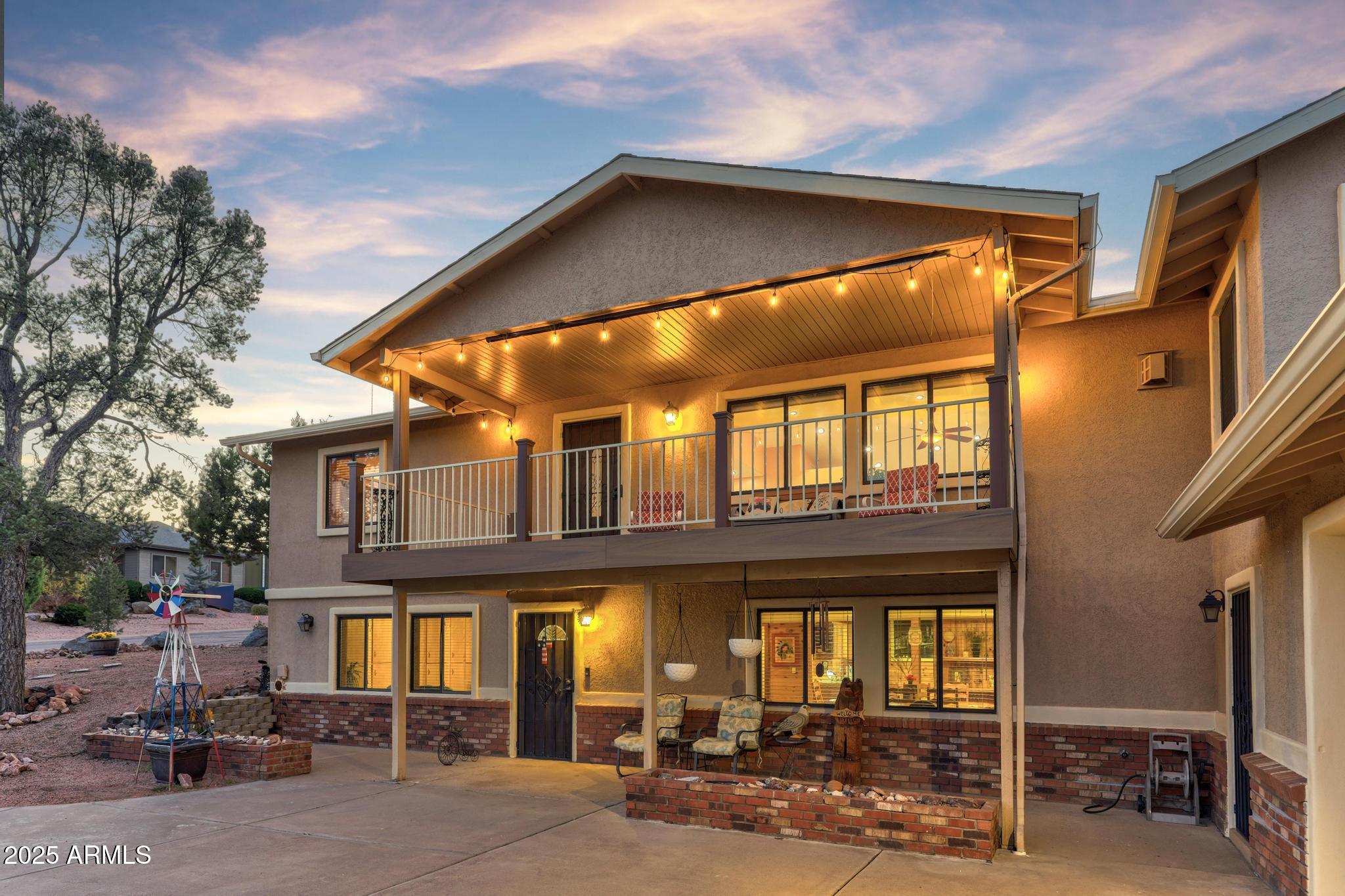 804 East Phoenix Street Payson, AZ 85541 - Photo 2 of 56 a view of a building with sitting area