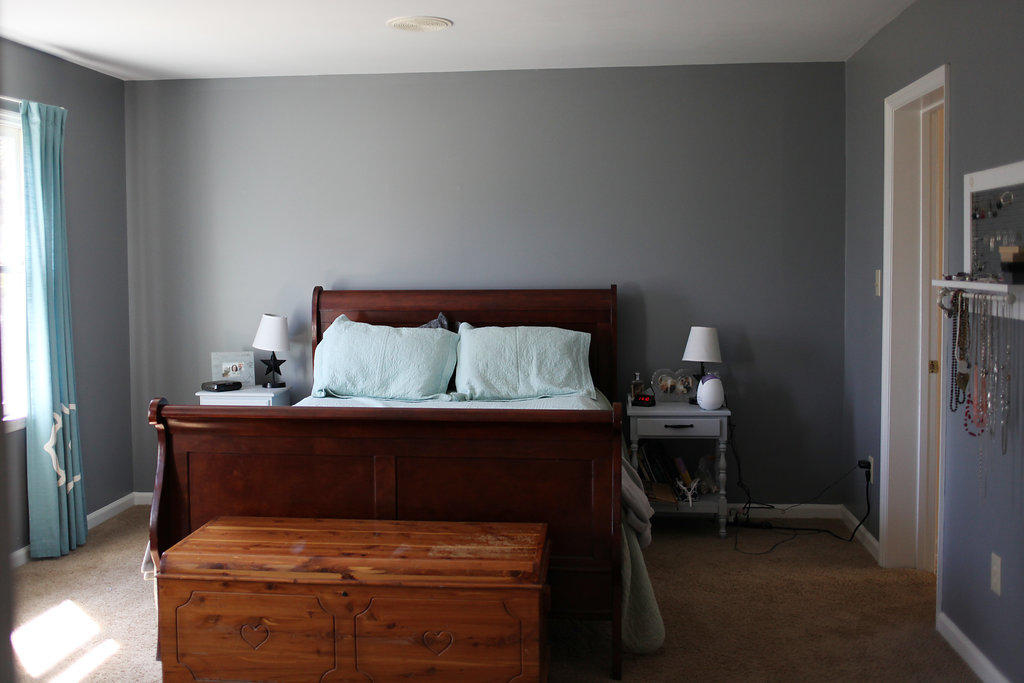 3535 Ingramville Road Ferrum, VA 24088 - Photo 34 of 43 a room with table chair and bed