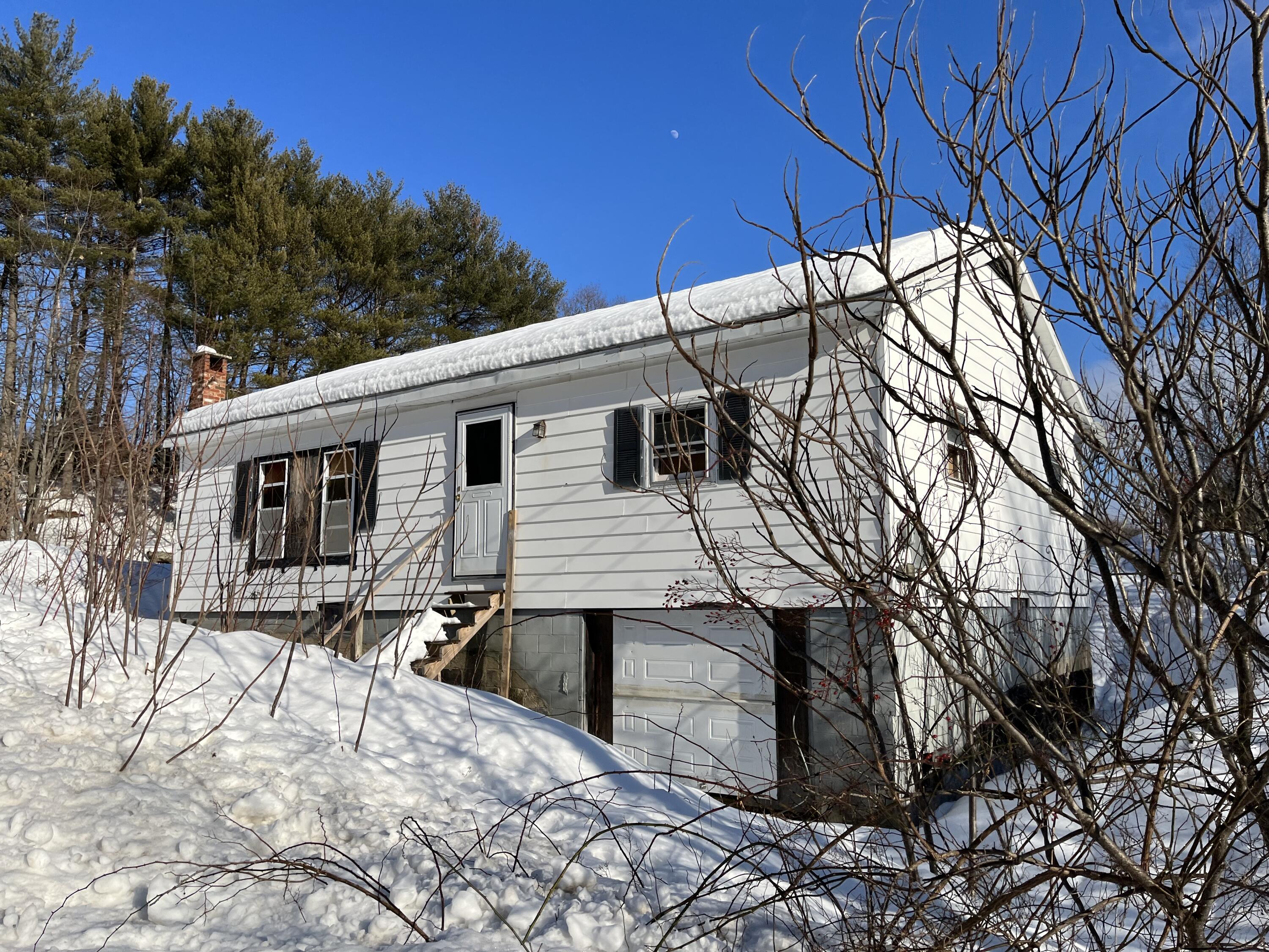 528 Trapp Road Auburn, ME 04210 - Photo 2 of 3 Front of house