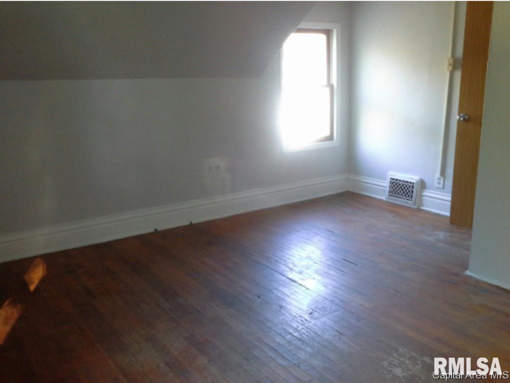610 East Ridgely Avenue Springfield, IL 62702 - Photo 10 of 21