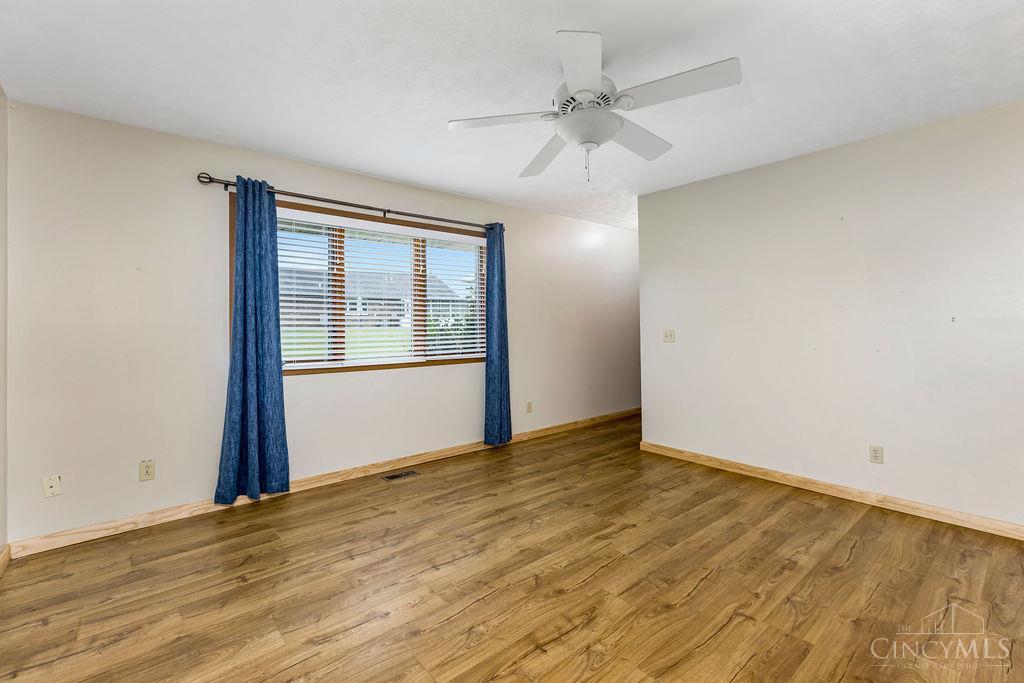 1143 Derby Road Springfield, OH 45503 - Photo 12 of 21