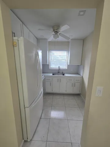 $1,350 | 17 Cambridge A, West Palm Beach, FL 33417