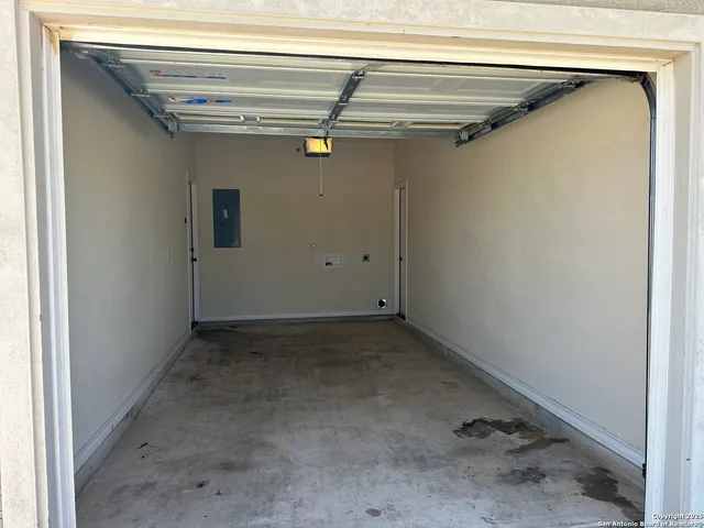 $1,400 | 16707 Jupiter Haven, Unit 1, Selma, TX 78154