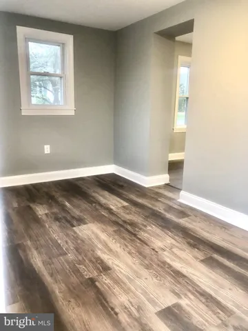 $1,800 | 102 South Whissen Street, Edinburg, VA 22824