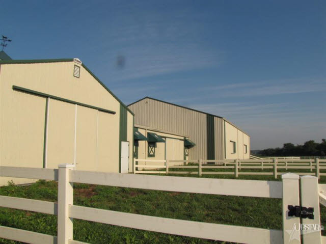8200 Lower Huntington Road Fort Wayne, IN 46809 - Photo 2 of 30