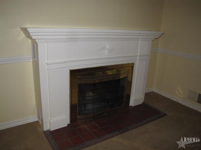 8200 Lower Huntington Road Fort Wayne, IN 46809 - Photo 12 of 30