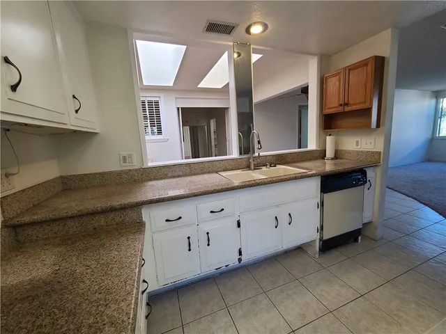 $399,900 | 494 Calle Cadiz, Unit B, Laguna Woods, CA 92637