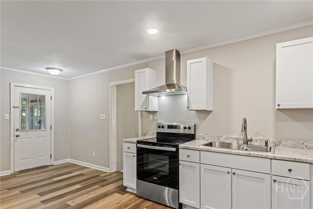 713 Glenbrook Road Savannah, GA 31419 - Photo 8 of 23