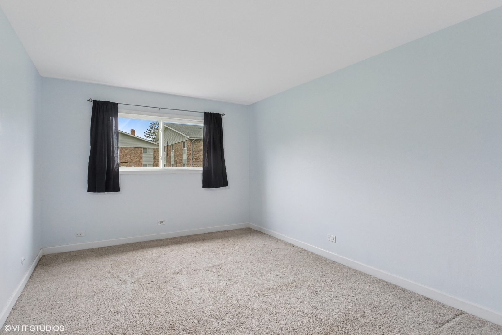 16 Mockingbird Lane, Unit 105 Willowbrook, IL 60527 - Photo 11 of 17