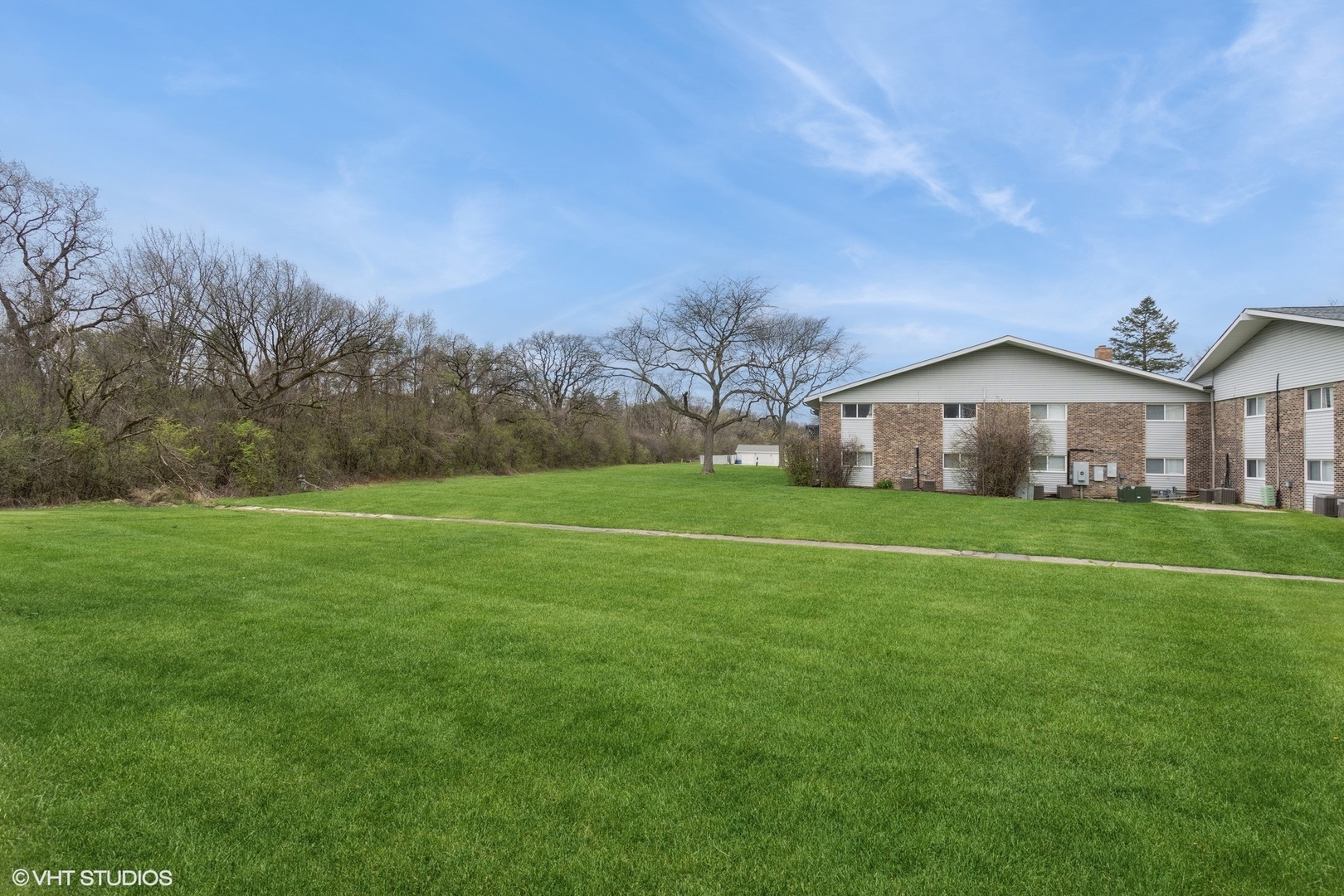 16 Mockingbird Lane, Unit 105 Willowbrook, IL 60527 - Photo 15 of 17