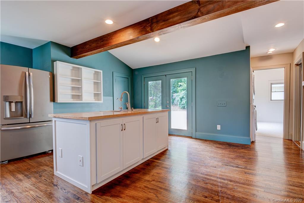 5 Oakley Road Asheville, NC 28803 - Photo 3 of 16 Gallery Image 3