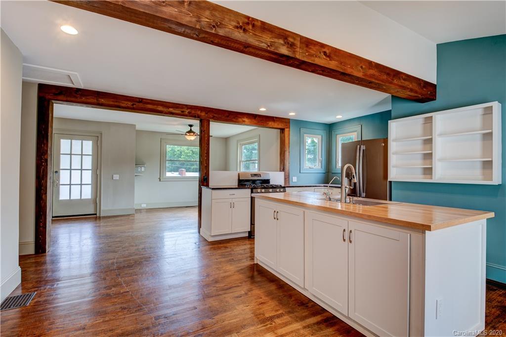 5 Oakley Road Asheville, NC 28803 - Photo 4 of 16 Gallery Image 4