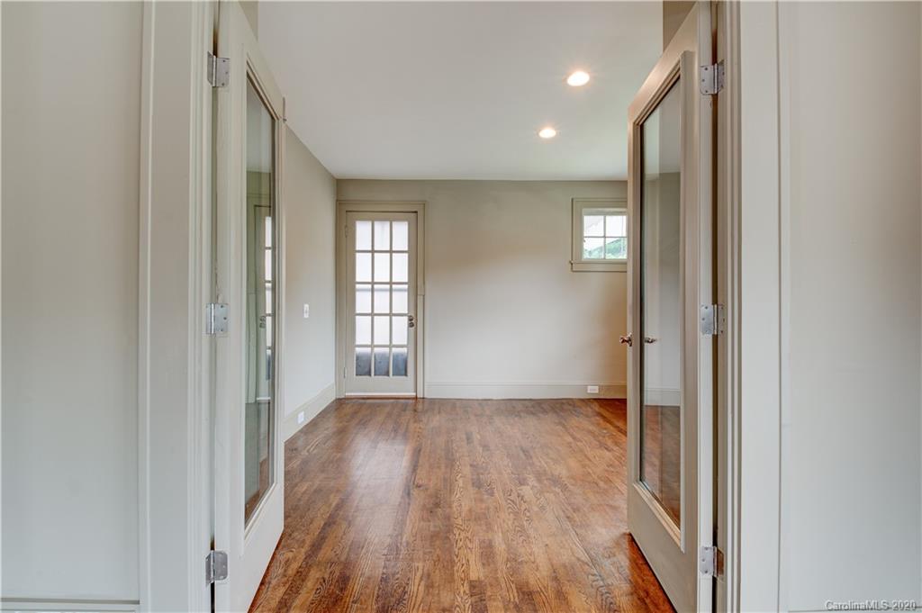 5 Oakley Road Asheville, NC 28803 - Photo 8 of 16 Gallery Image 8