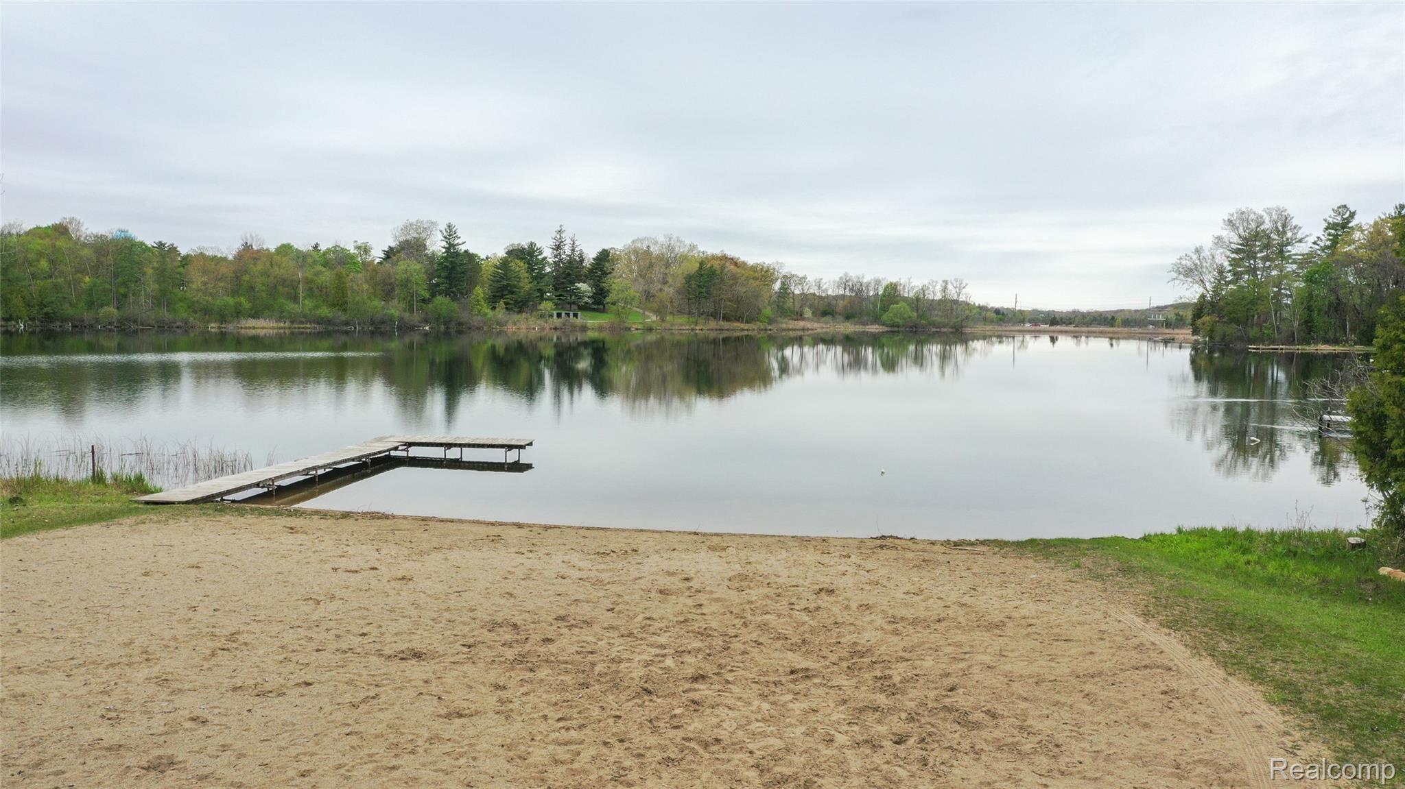 6230 Middle Lake Road Clarkston, MI 48346 - Photo 37 of 38 drone-30 (1).JPG