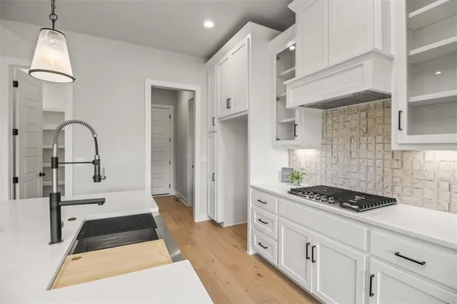 $620,000 | 4104 Southeast Adams Drive, Blue Springs, MO 64014