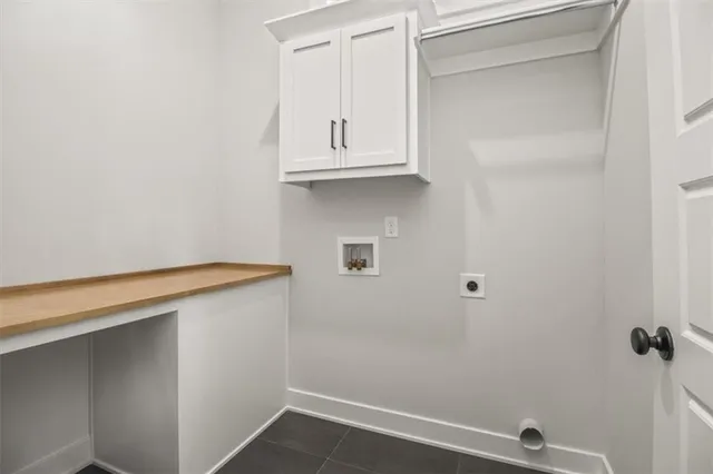 $620,000 | 4104 Southeast Adams Drive, Blue Springs, MO 64014