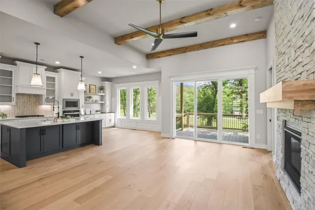 $620,000 | 4104 Southeast Adams Drive, Blue Springs, MO 64014