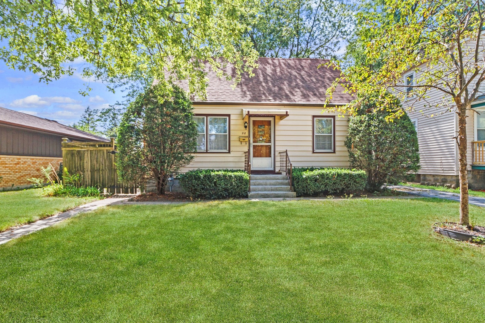 28 West 35th Place Steger, IL 60475 - Photo 1 of 15