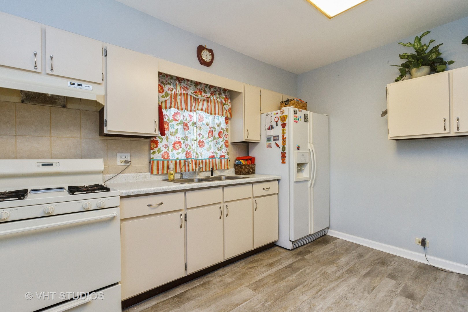 28 West 35th Place Steger, IL 60475 - Photo 5 of 15