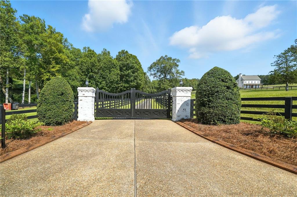 2229 Long Road Ball Ground, GA 30107 - Photo 3 of 88