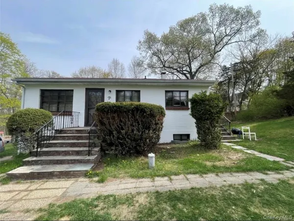 $1,800 | 7 Goldman Road, Unit A, Monroe, NY 10950