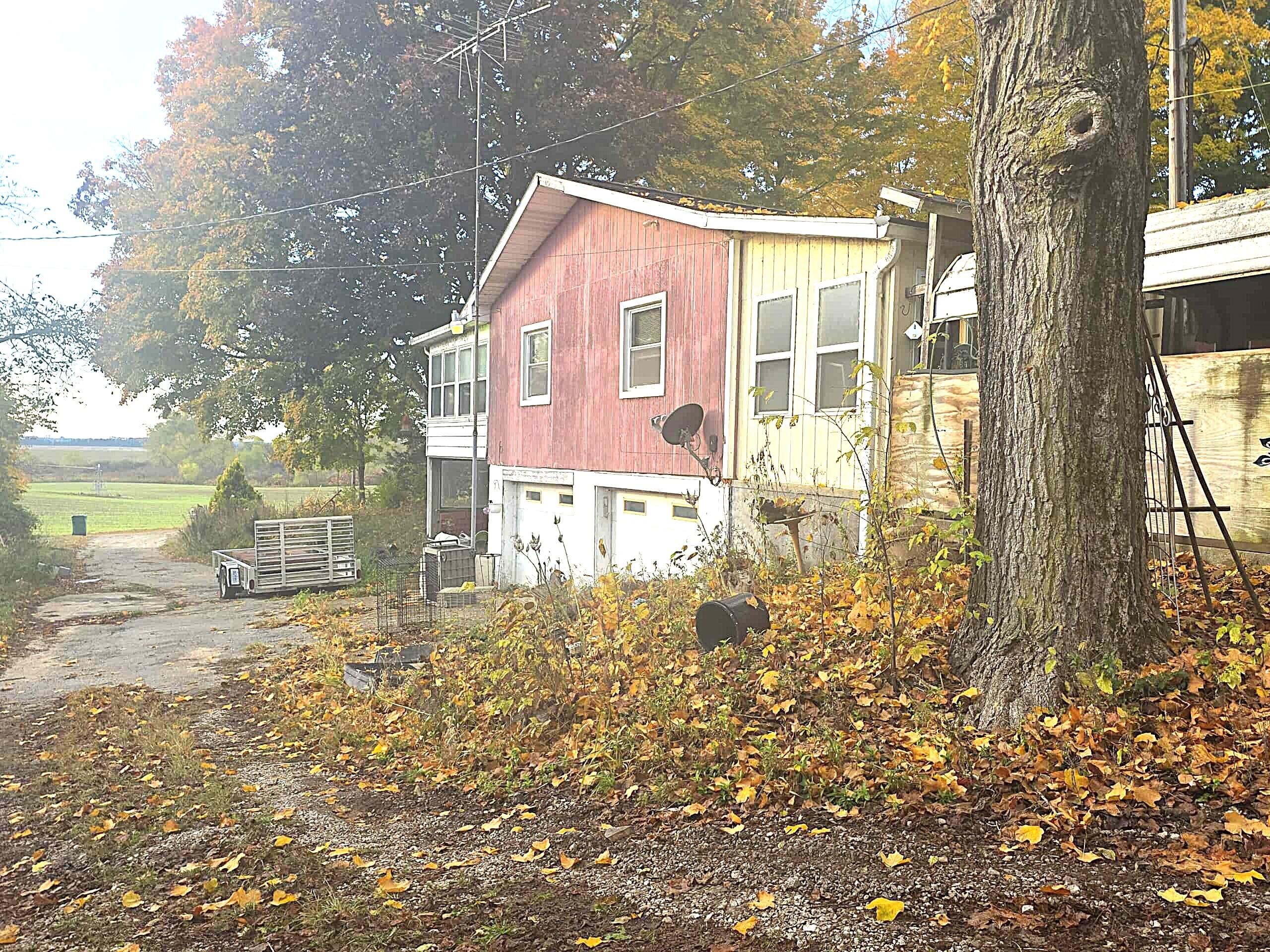 14308 Garber Road Constantine, MI 49042 - Photo 4 of 22 534c3b37-b8b8-4710-b5de-e66be6d418c3