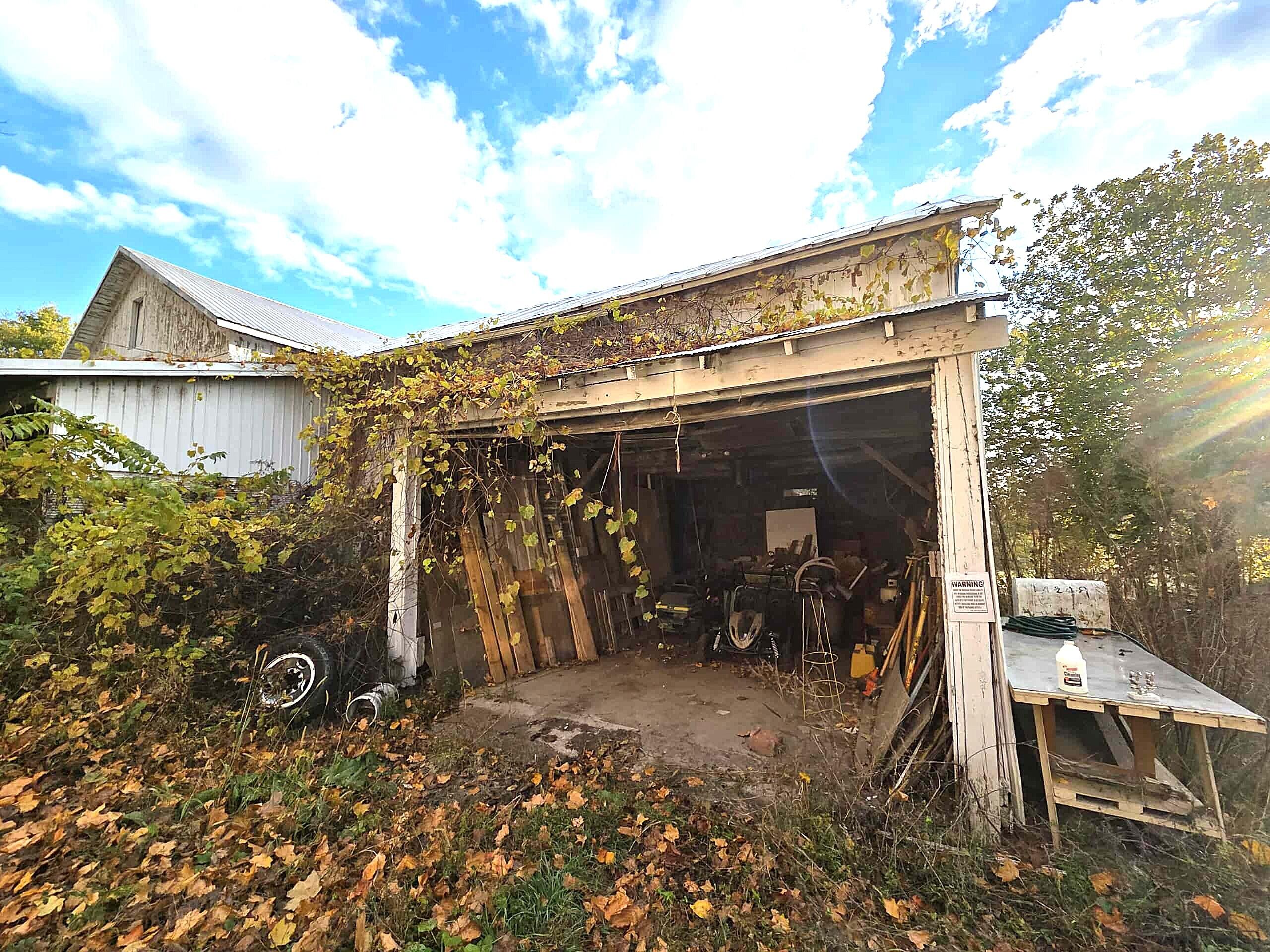 14308 Garber Road Constantine, MI 49042 - Photo 8 of 22 88dd624b-b7d7-4099-afd3-098ec166d42e