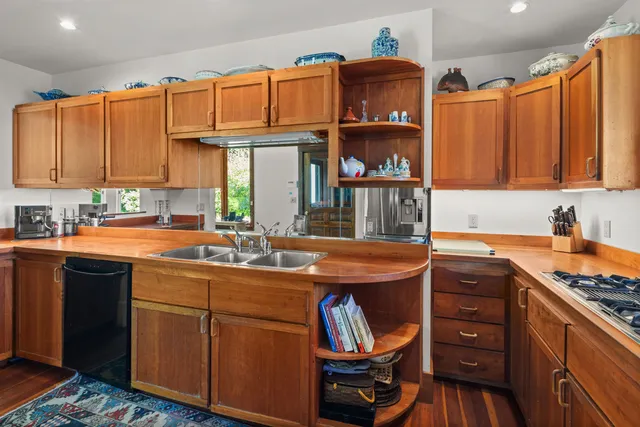 $3,200,000 | 24 Upper Judson Lane, Stowe, VT 05672