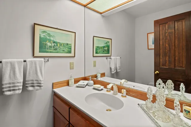 $3,200,000 | 24 Upper Judson Lane, Stowe, VT 05672