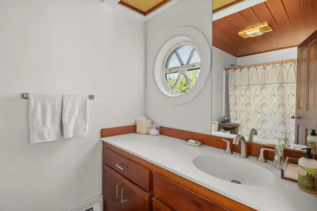 $3,200,000 | 24 Upper Judson Lane, Stowe, VT 05672